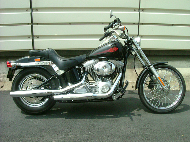 2002 FXST