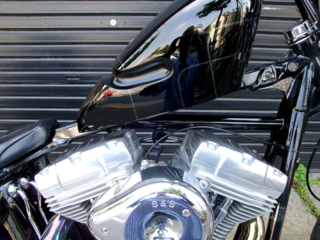 FATECH Custom Harley Davidson "2004 FXST"