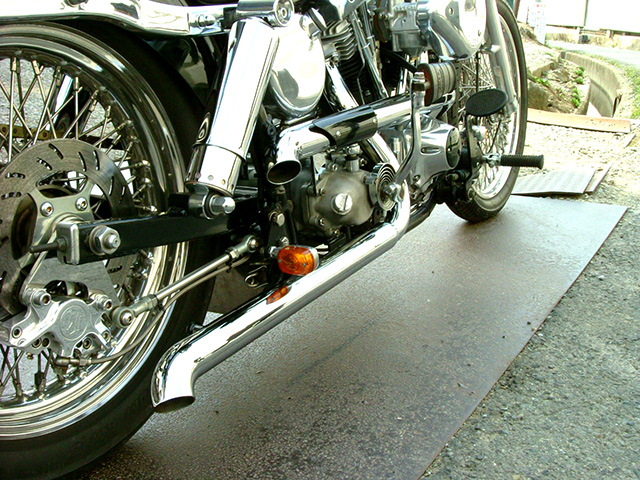 FATECH Custom Harley Davidson "BIO MECHANOID"