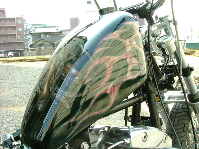 FATECH Custom Harley Davidson "BIO MECHANOID"