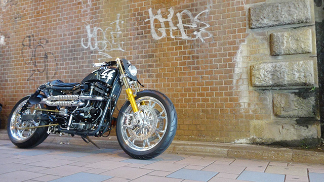 FATECH Custom Harley Davidson "FLYING ROD"
